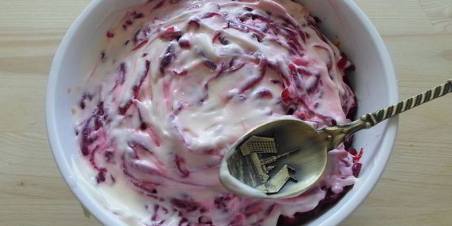 Рецепт салат с соленой рыбкой