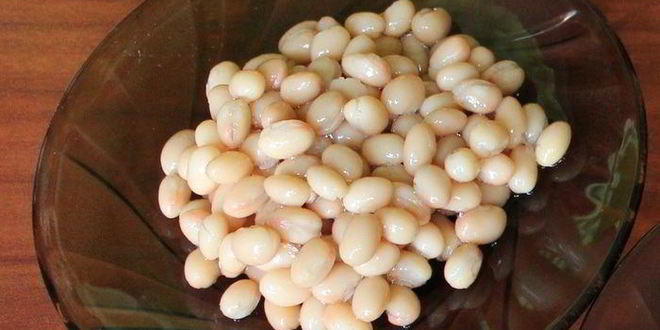 Рецепт салата с тунцома и белого фасолью