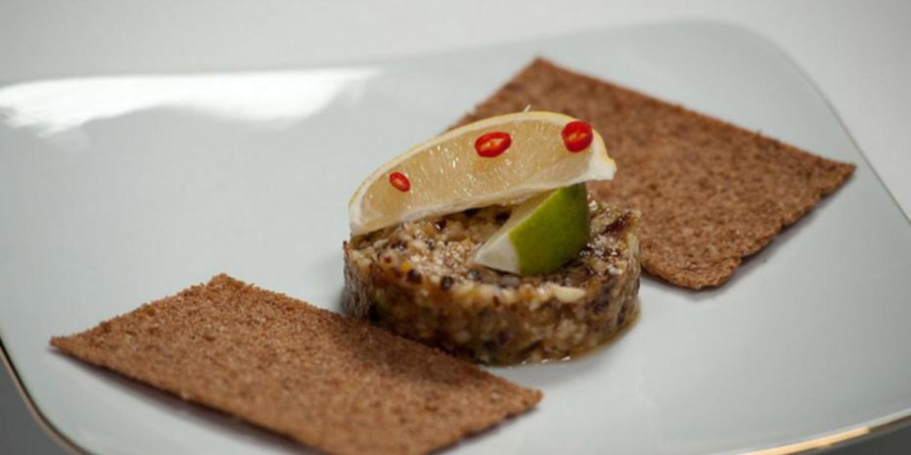 Как приготовить энергетический салат на тостах