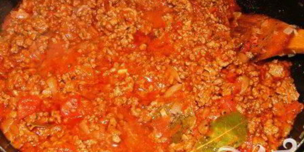 Как приготовить болонский соус