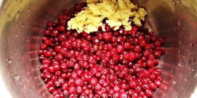 Рецепт брусничный соус к мясу