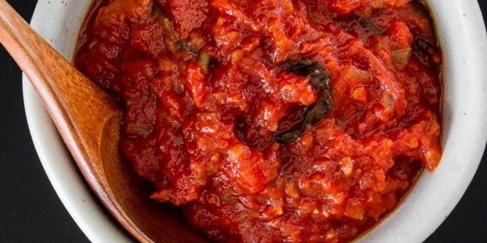 Как приготовить классический томатный соус