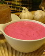 Майонезный соус со свеклой и хреном