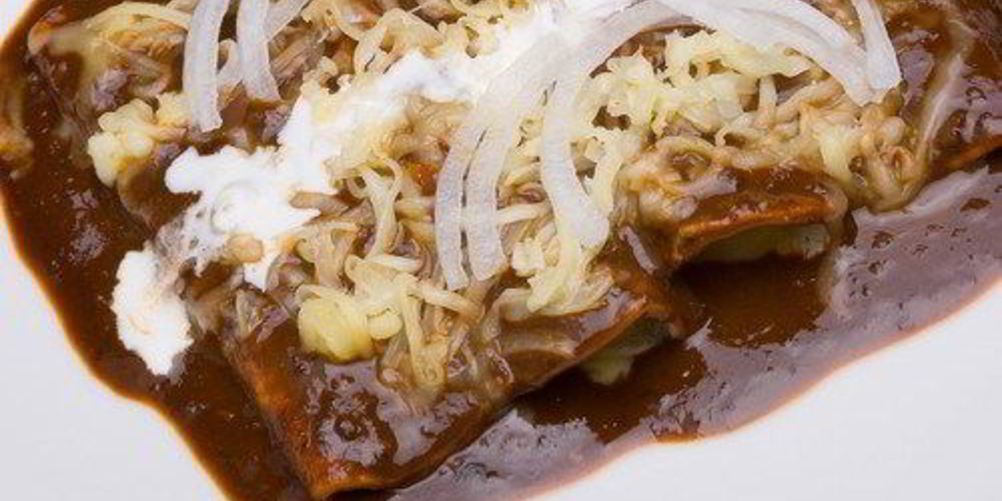 Как приготовить мексиканский шоколадный соус для мяса и птицы