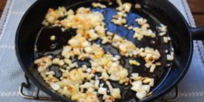 Рецепт соуса с грибами и сырома