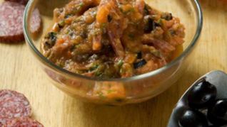 Рецепт Соус с салями