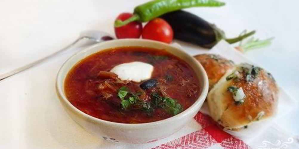 Как приготовить борщ с пампушками