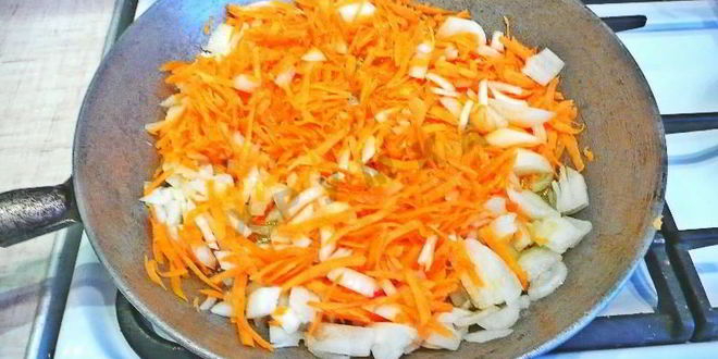 Рецепт борщ с тушенкой и капустой