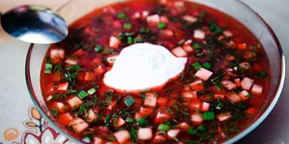 Как приготовить холодный борщ с колбасой