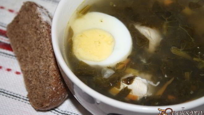 Рецепт Зеленый борщ с конским щавелем на куриных грудках