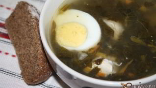 Рецепт Зеленый борщ с конским щавелем на куриных грудках