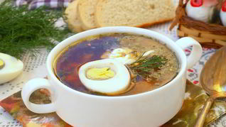 Рецепт Зеленый борщ со свеклой и зеленым горошком