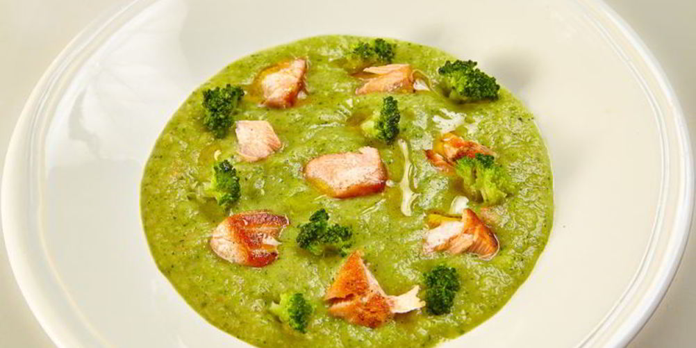 Рецепт суп из брокколи с креветками и крутонами