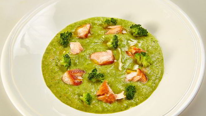 Рецепт Крем-суп из брокколи с лососем