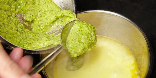 Рецепт крем-суп из брокколи с лососем