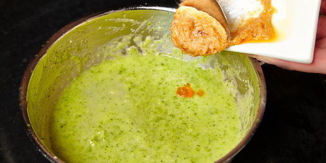 Рецепт крем-суп из брокколи с лососем