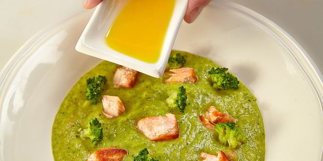 Рецепт крем-суп из брокколи с лососем