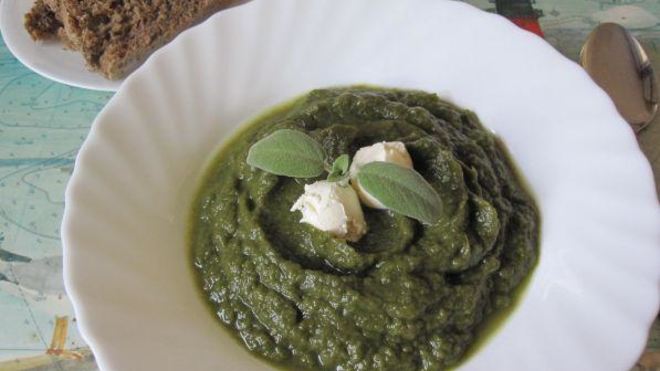 Рецепт Крем-суп из шпината с сельдереем и капустой