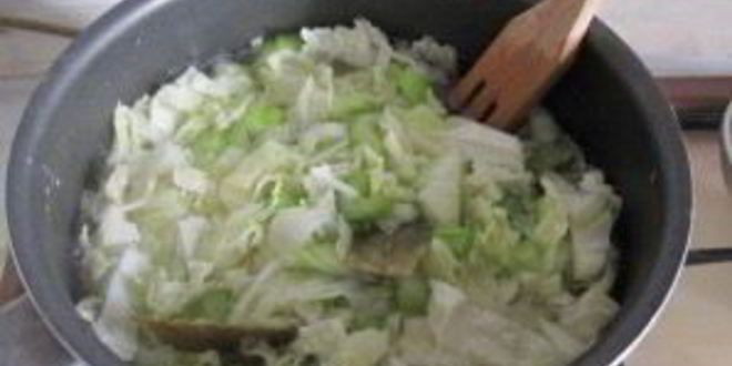 Рецепт крем-суп из шпината с сельдереем и капустой