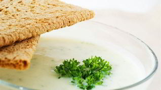 Рецепт Крем-суп из цветной капусты с пармезаном