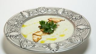 Рецепт Крем-суп с чипсами из сельдерея