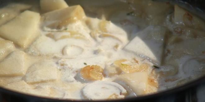 Рецепт крем-суп с чипсами из сельдерея