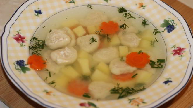 Рецепт Куриный суп со штруделями