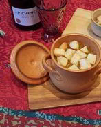 Луковый суп в горшочках