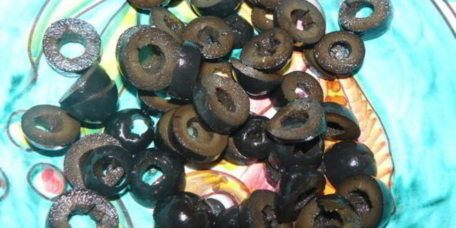 Рецепт постного томатного супа с оливками