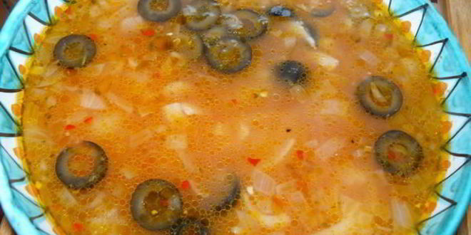 Рецепт постного томатного супа с оливками