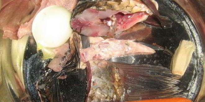 Рецепт рыбный суп с креветочными пельменями