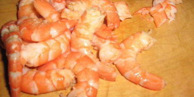 Рецепт рыбный суп с креветочными пельменями