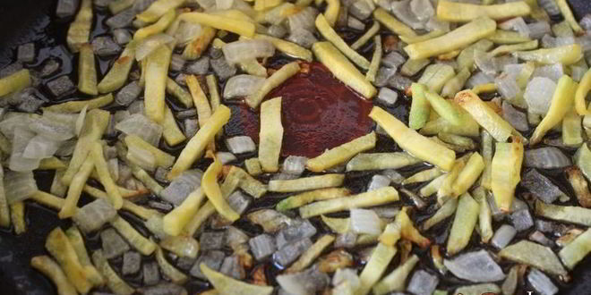 Рецепт суп из хребтов семги с яйцом и сметаной