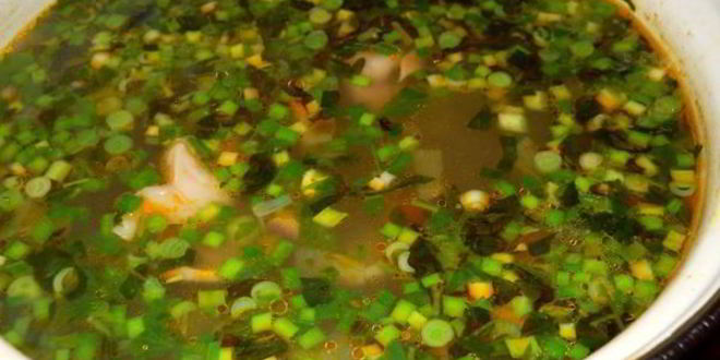 Рецепт суп из кролика с горошком и грибами