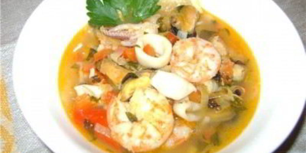 Как приготовить суп из морского коктейля