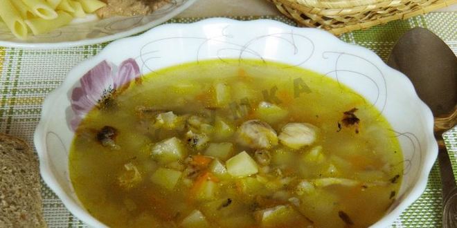 Рецепт супа иза рыбных консервова с перловкого
