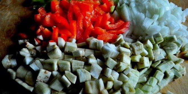 Рецепт суп куриный с рисом и сезонными овощами