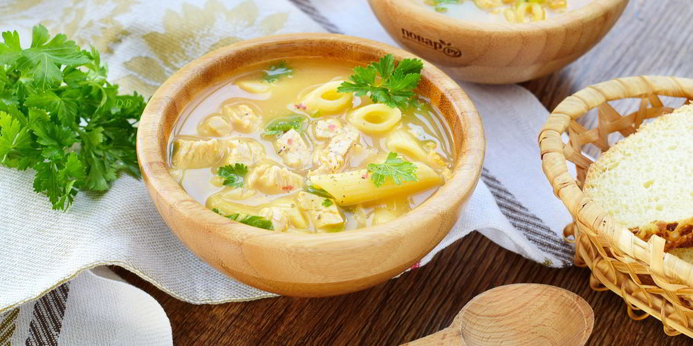 Как приготовить куриный суп-пюре с макаронами