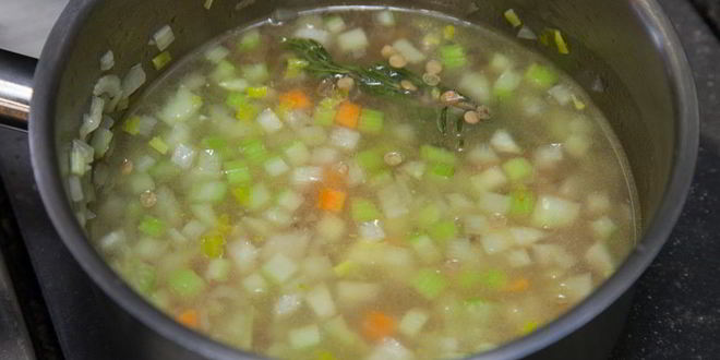 Рецепт постный суп-пюре из чечевицы