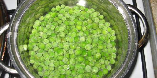 Рецепт простой суп пюре из зеленого горошка с желтками