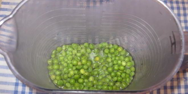 Рецепт простой суп пюре из зеленого горошка с желтками