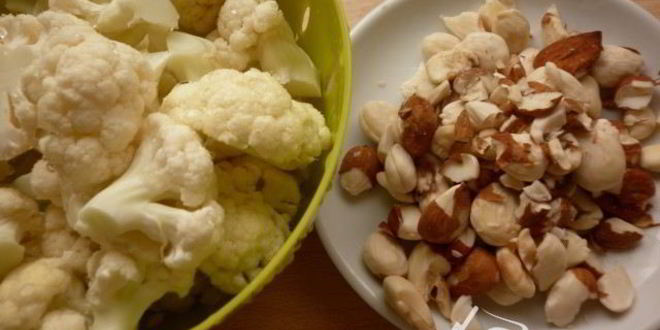 Рецепт пряный суп-пюре с цветной капустой и миндалем