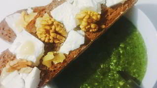 Рецепт Суп-пюре из шпината, цветной капусты и риса с зерновыми тартинами