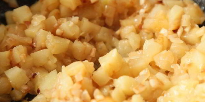 Рецепт суп-пюре из свеклы с яблоками и крем-сыром