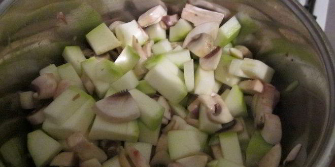 Рецепт суп-пюре с цукини и грибами
