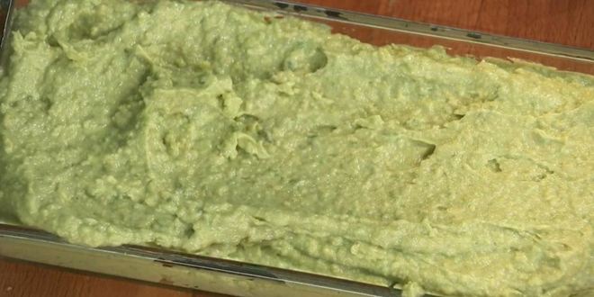 Рецепт свекольный суп-пюре с мороженым из авокадо