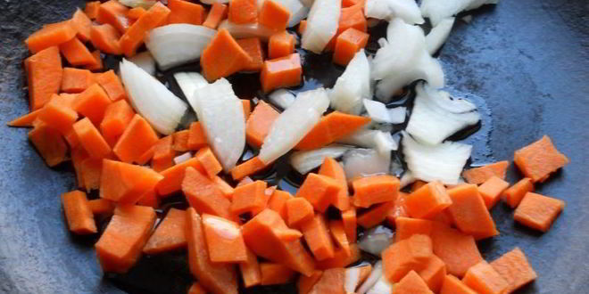 Рецепт суп с копченой грудинкой и сырными клецками