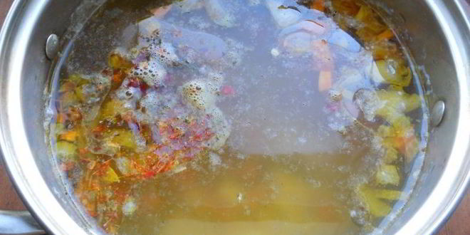 Рецепт суп с копченой грудинкой и сырными клецками