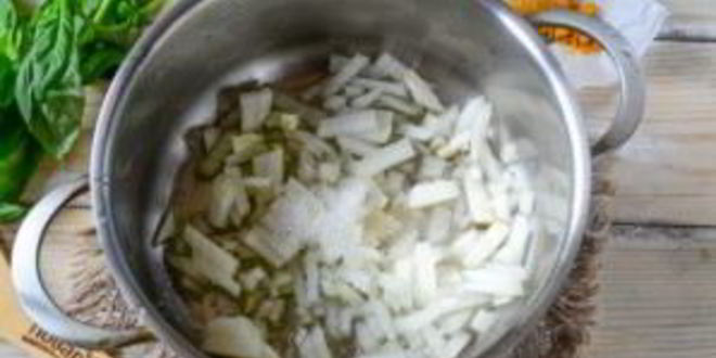 Рецепт томатного супа иза печек с базиликома