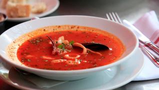 Рецепт Томатный суп с морепродуктами